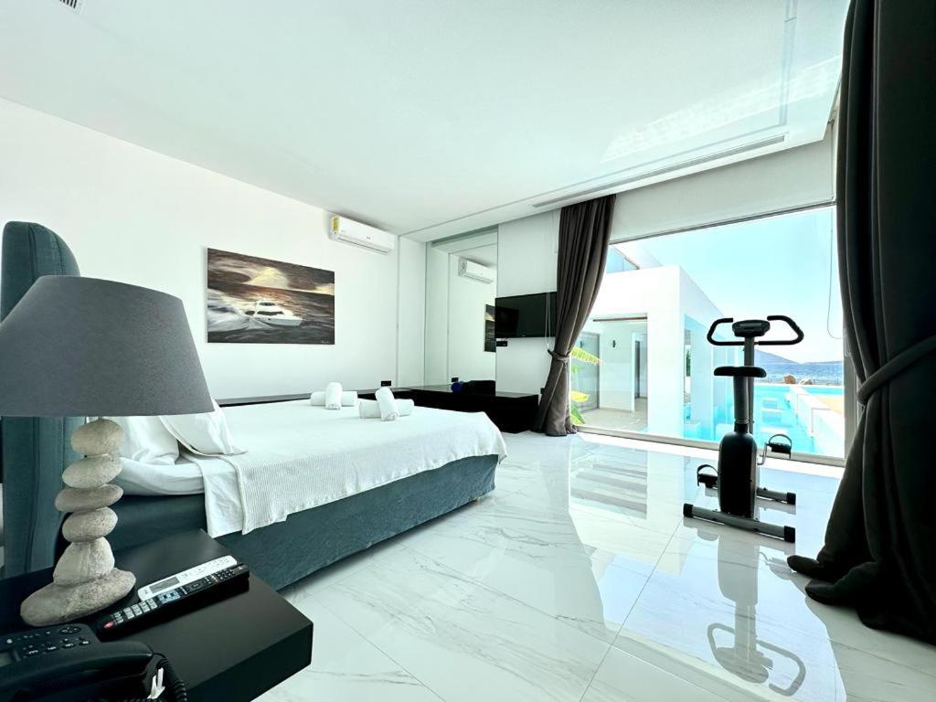 Leblanc Luxurious Beachfront Villa, Gcollectiongr Ermioni Exterior photo
